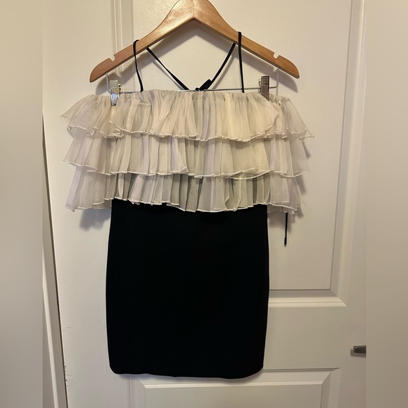 Alexis Dolci mini Dress. $625 retail. Black with ruffle detail on the bust. - Picture 4 of 11